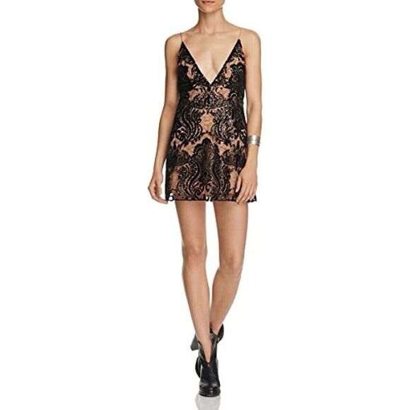 Free People Dresses & Skirts - FREE PEOPLE Night Shimmer Mini Dress Black Sequin Deep V Size 6‎